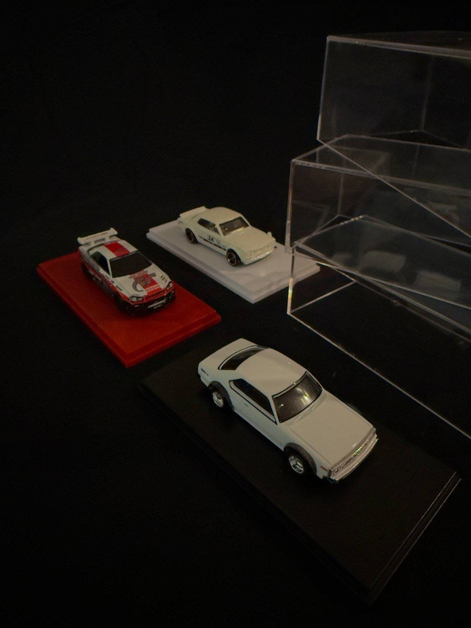 Magic Shield Clear Acrylic Display Case for 1:64 Diecast Cars – Premium Plastic Dust Cover Display Box